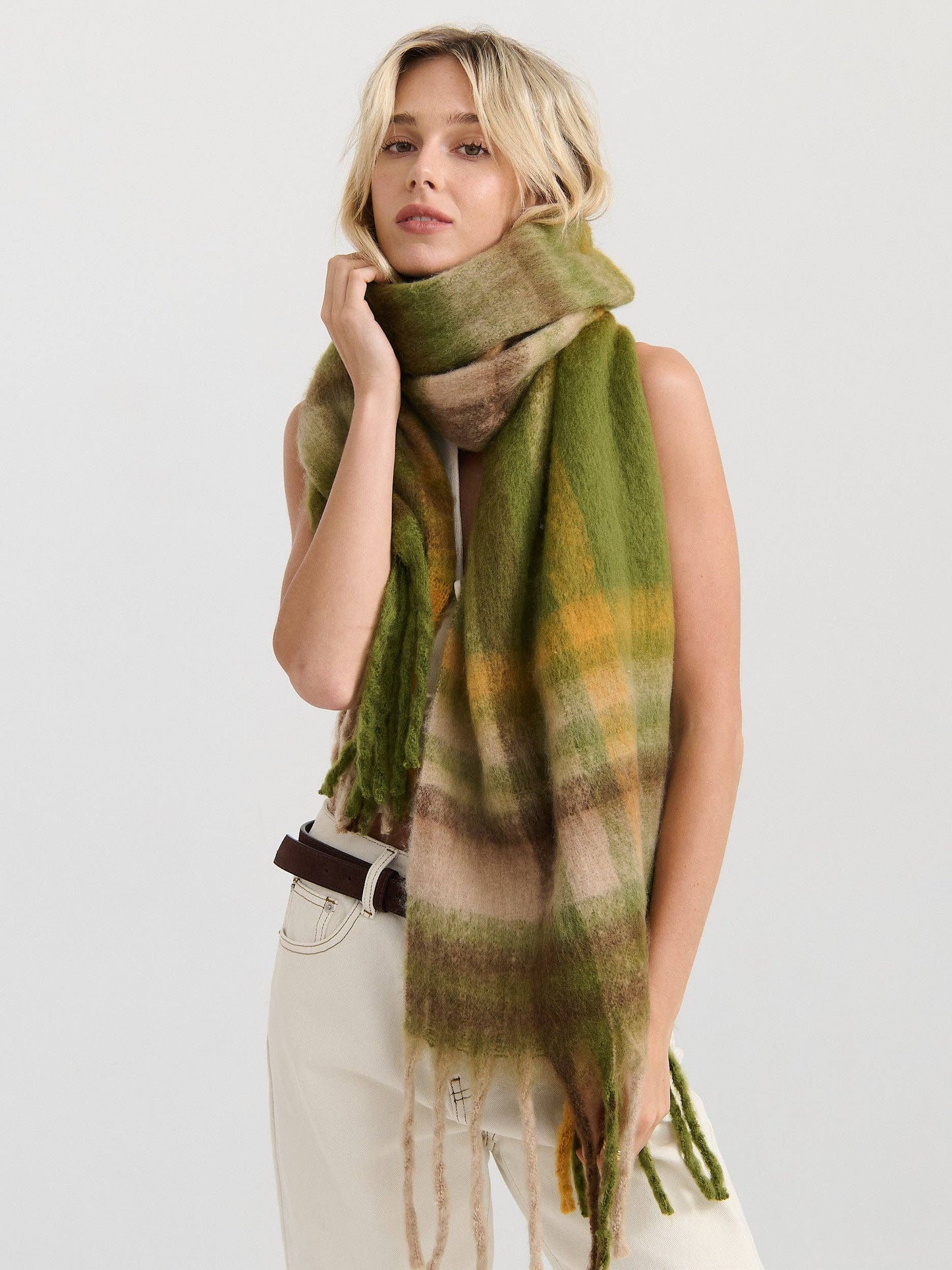 Matcha Checkered Fluffy Scarf