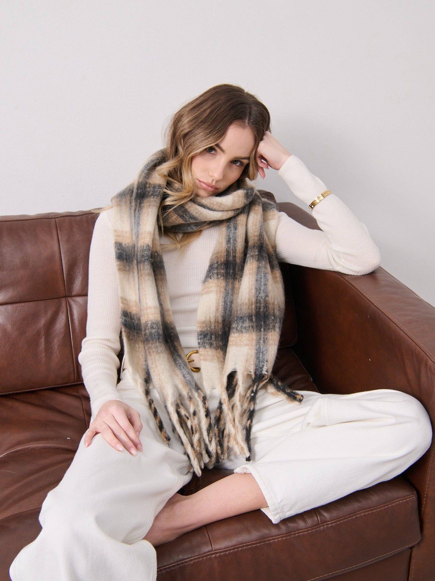Elena Checkered Fluffy Scarf in White