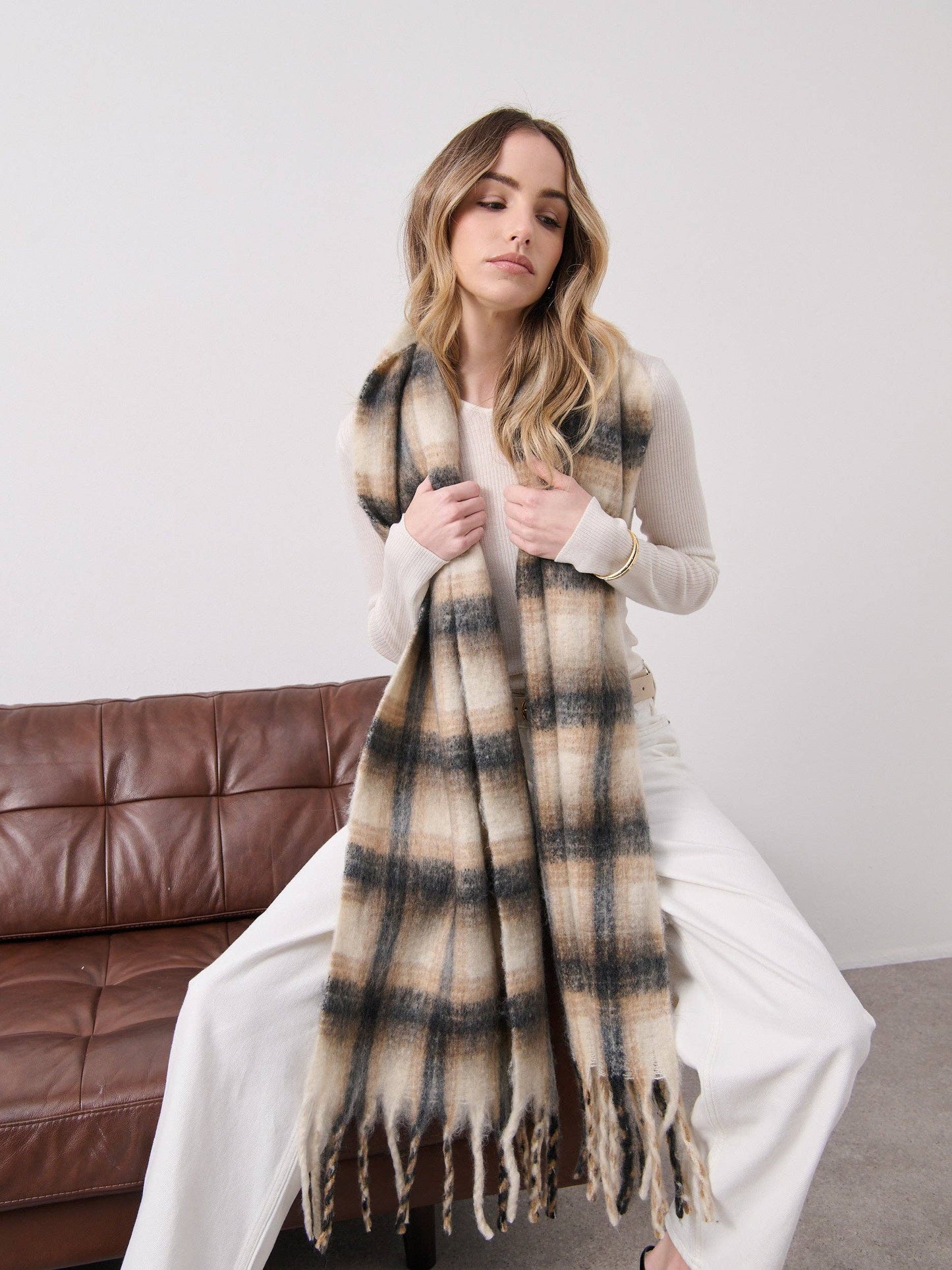 Elena Checkered Fluffy Scarf in White