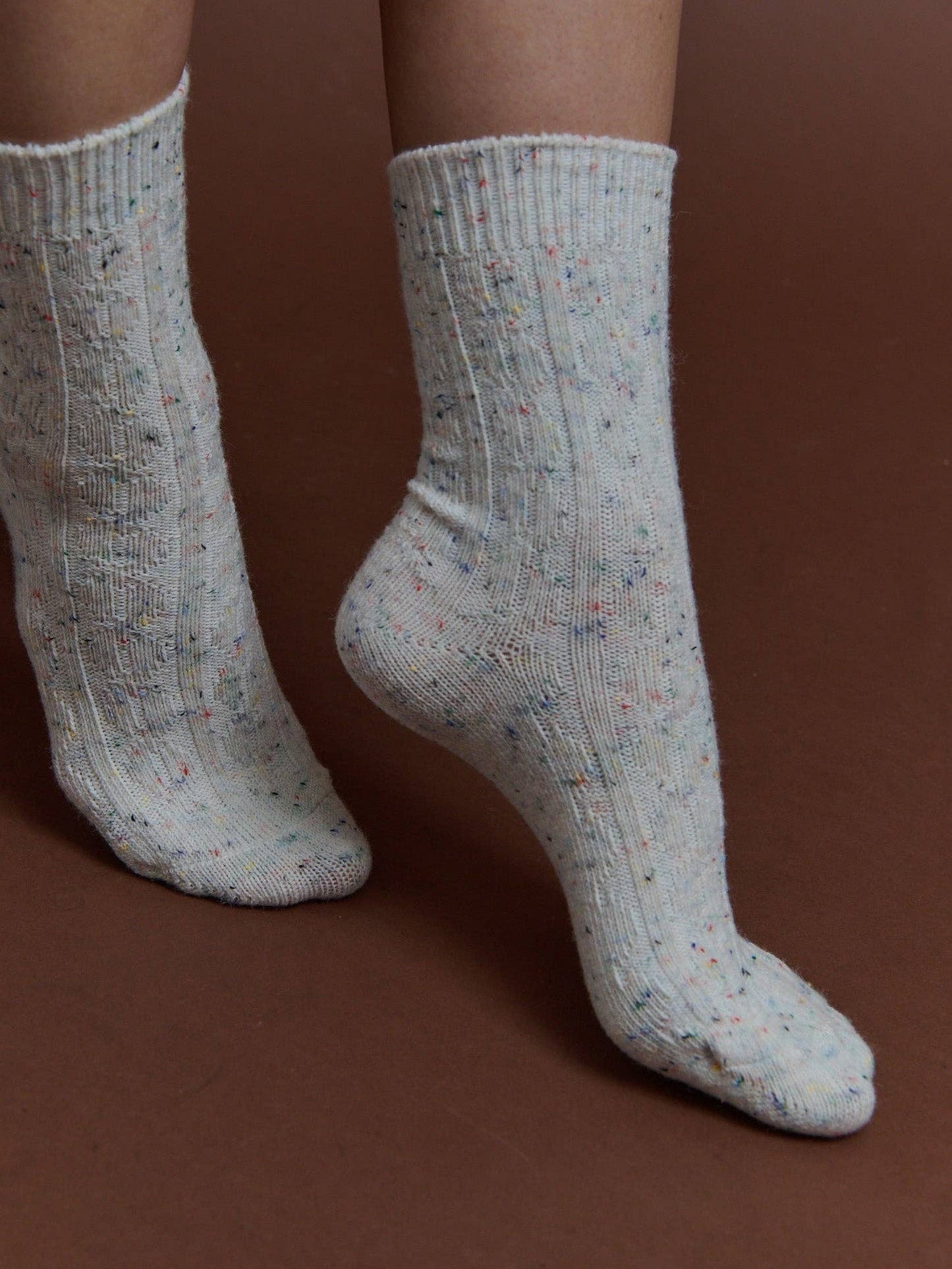 Crew Socks in Speckled White