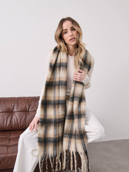Elena Checkered Fluffy Scarf in White