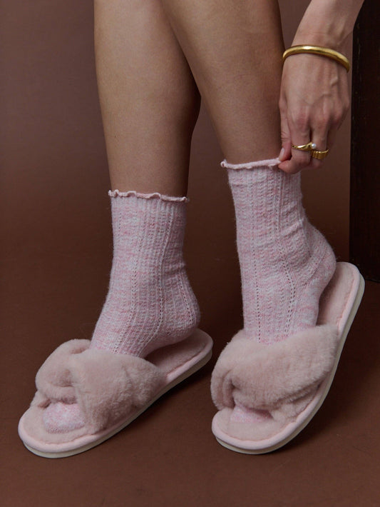 Hommy Frill Wool Crew Socks in Pink